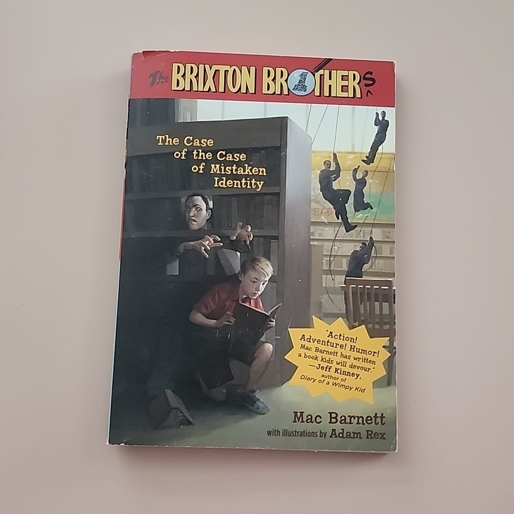 Lot of 2 Kid Mysteries Books: A to Z Mysteries & The Brixton Brothers - Picture 5 of 6